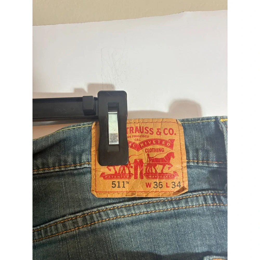Levis levis 511